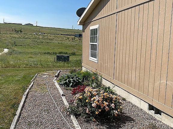 4th image of 9747 Ladyslipper Ln