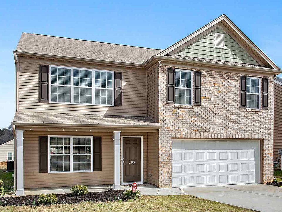 1st image of 303 Brandon Oaks Dr