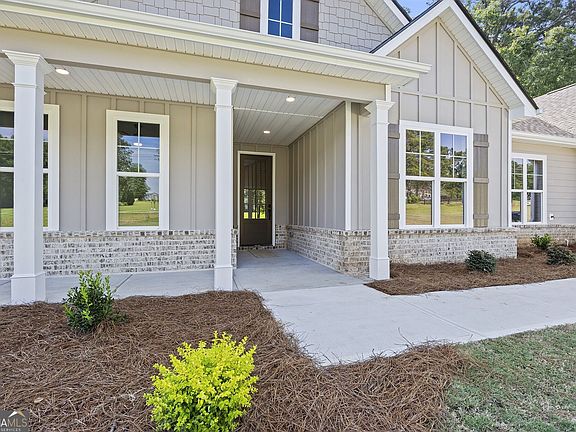 5th image of 336 Burg Rd
