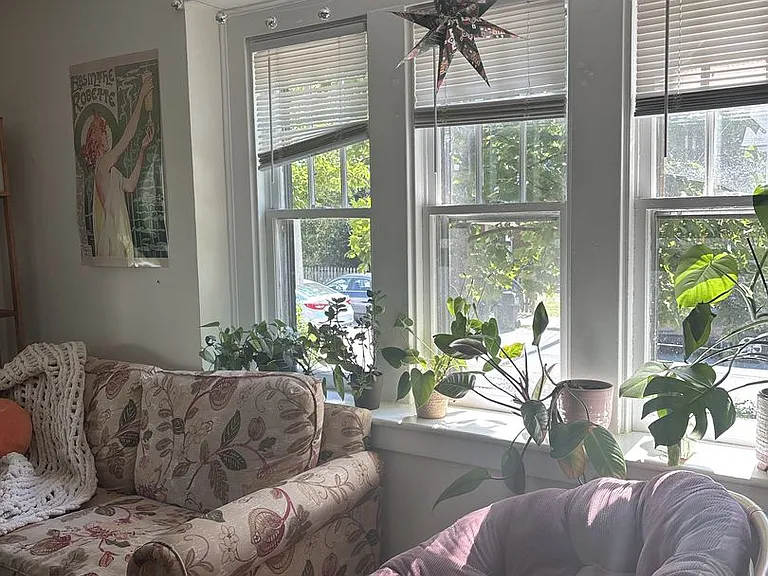 513 14th St NW — Photo 3