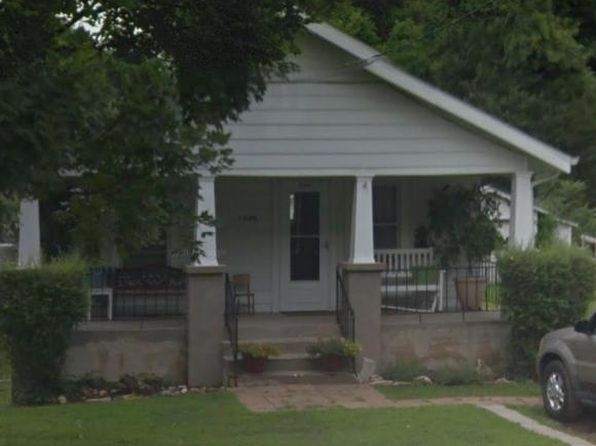 1546 S Rogers Ave