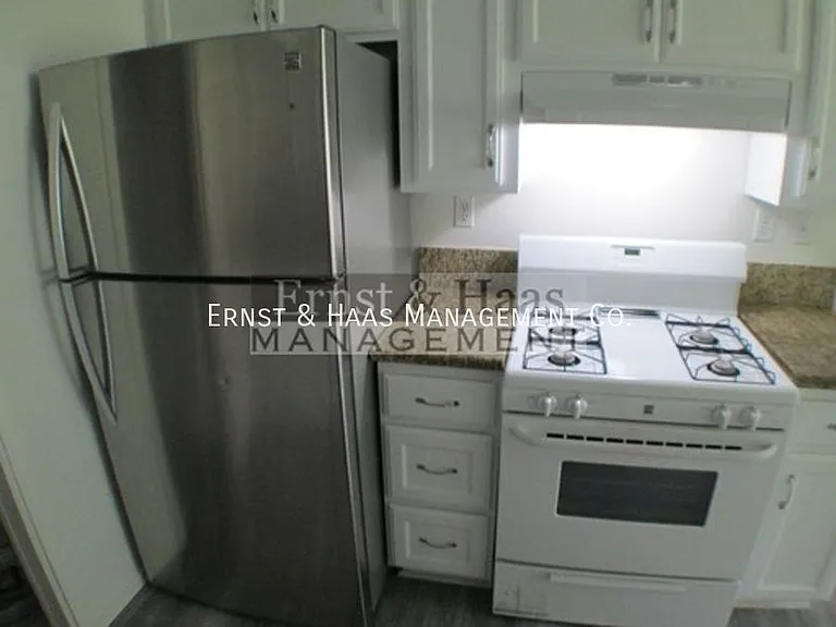 1121 Obispo Ave #103 — Photo 6
