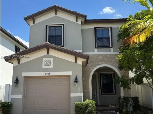 3434 W 108th St, Hialeah, FL 33018