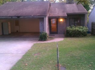 137 Lake Pointe Dr, Warner Robins, GA 31088
