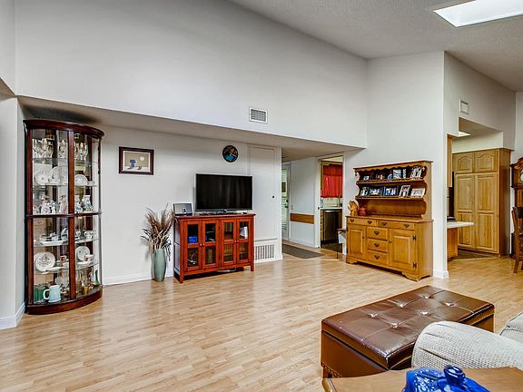 5th image of 3660 Vista Campana N Unit 13