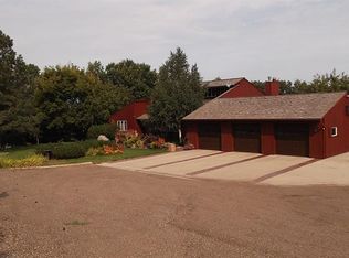 2900 McDonald Rd, Bismarck, ND 58504