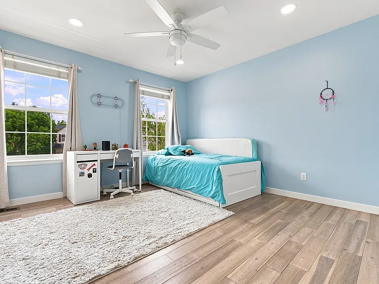 2445 Clayton Cir — Photo 27