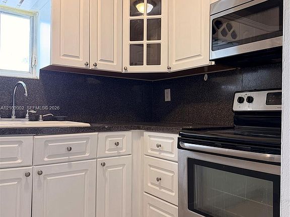 5th image of 5611 W 25th Ct APT 14-A