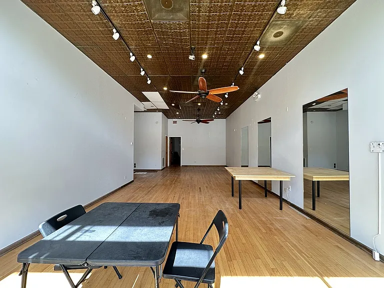 2138 W Chicago Ave #EROTS — Photo 7