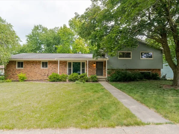 106 Sandra Ln, Normal, IL 61761