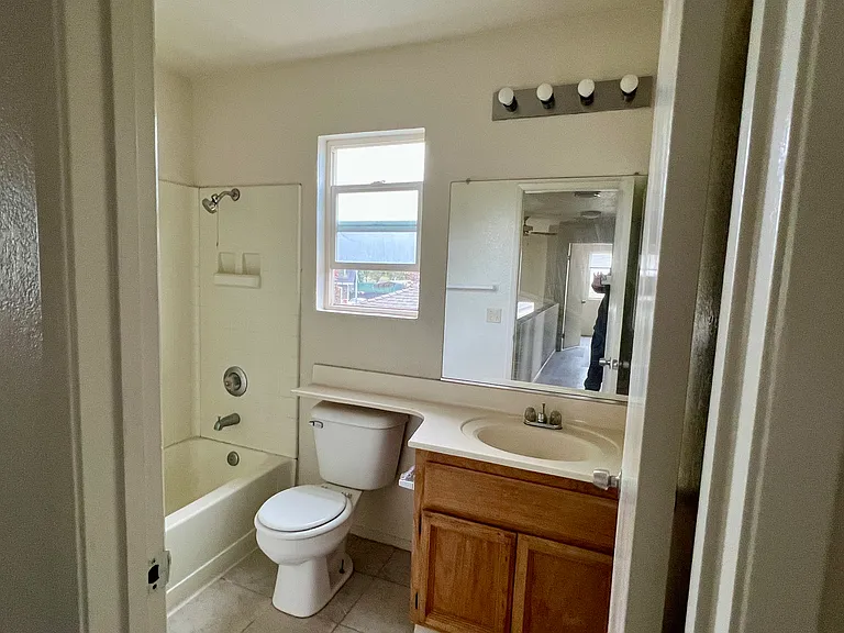 2149 Stormy Creek Ct — Photo 21