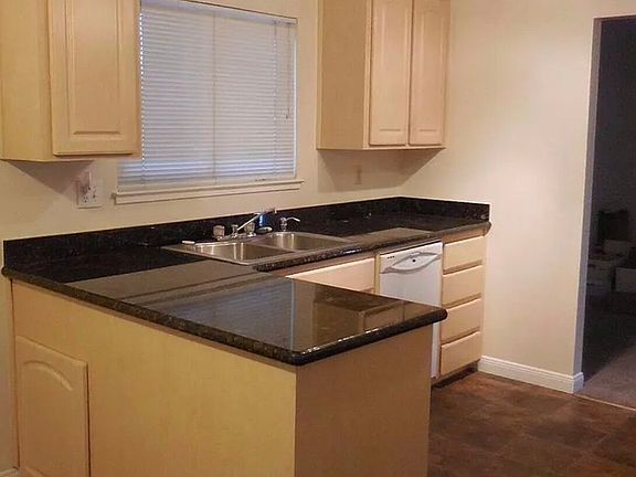 5th image of 1303 Enview Ct