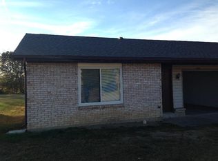 3242 Honeysuckle Dr, Troy, OH