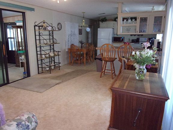 3rd image of 33238 Beach View Dr #197