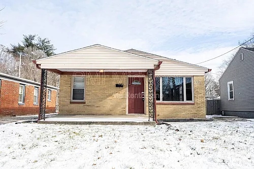 5005 Indianola Ave Photo 1