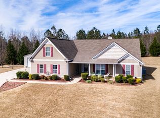 424 Cooper Creek Dr, Dallas, GA 30157