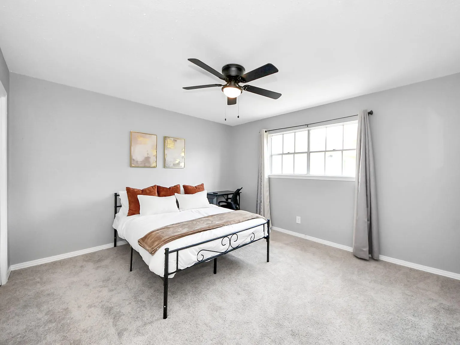 4 bed, 3.0 bath, 3642 sqft, $866 — Photo 2