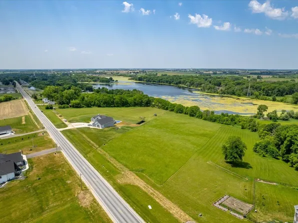 L15 County Road D E, Fall River, WI 53932