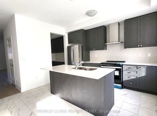 48 Waterside Way, Whitby, ON L1N0N1