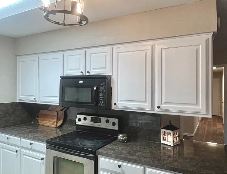 7413 Meadow Dale Dr — Photo 6