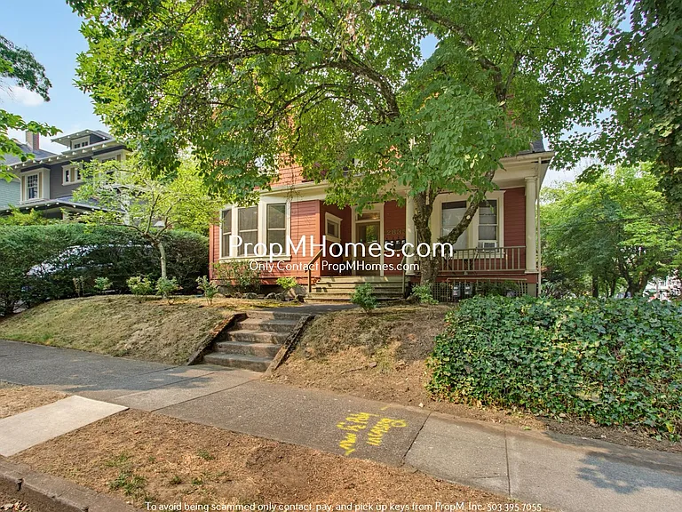 2835 SE Yamhill Street — Photo 18