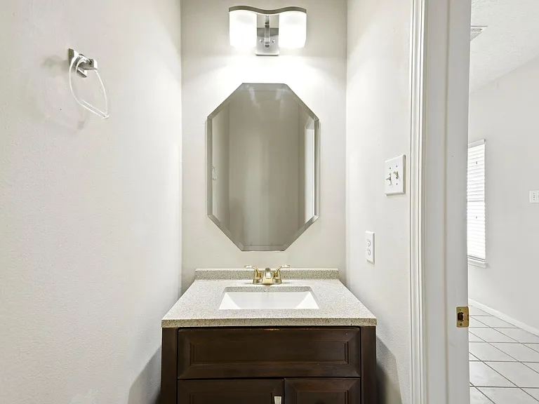 3126 Waters View Dr — Photo 29
