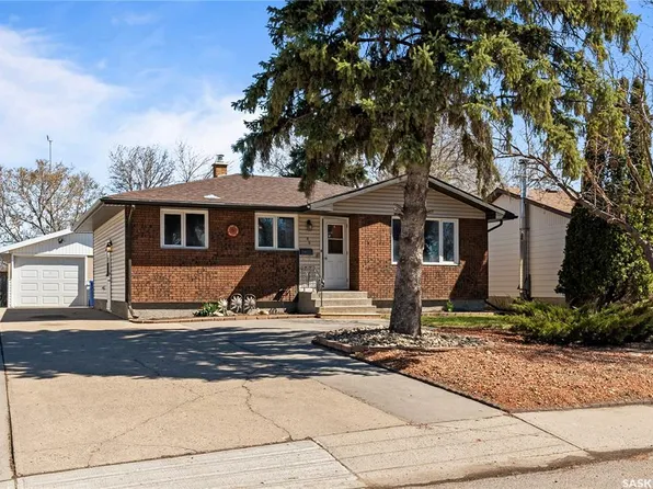 46 Hammond ROAD, Regina, SK S4R 3C6