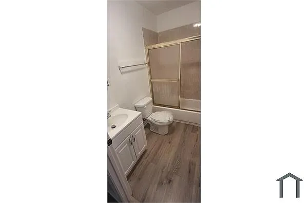 Building Photo - 138 W 93rd St #138