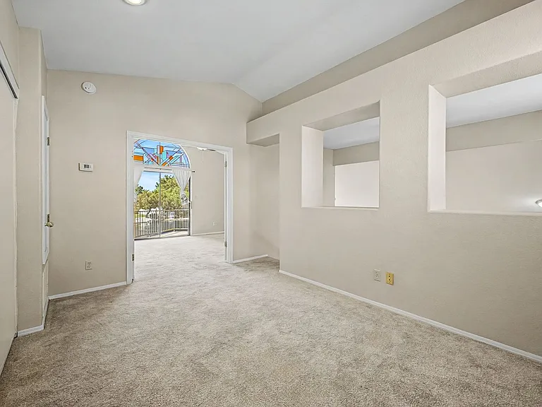 184 S Willow Creek St — Photo 18