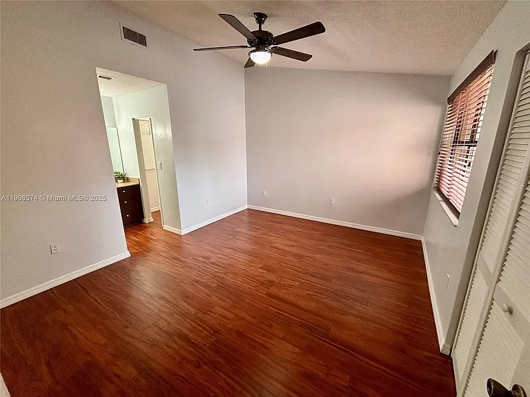 11820 SW 80th St #312 — Photo 12