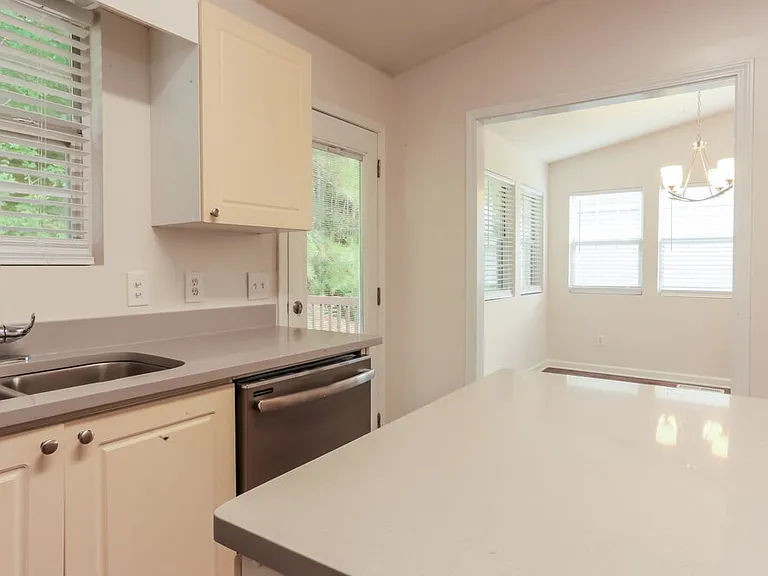 5987 Graywood Cir — Photo 11