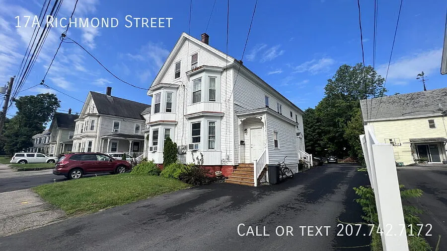 Spacious First Floor 1 Bedroom, Close To Downtown Dover — Photo 1
