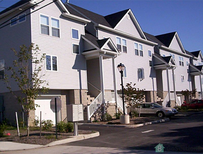 1st image of 615 Park Ave Unit B