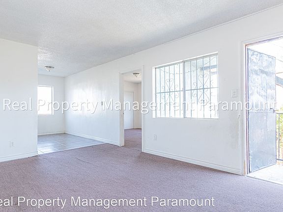 3rd image of 1125 W 106th St APT 2