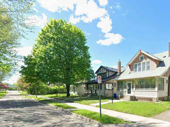 1537 Midway Pkwy, Saint Paul, MN 55108