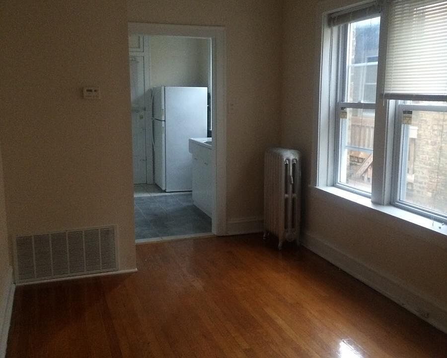 1st image of 5204 N Leavitt St