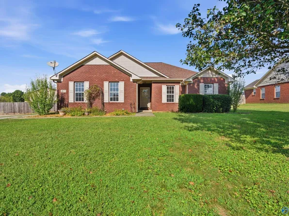 4415 Maysville Rd, Huntsville, AL 35811