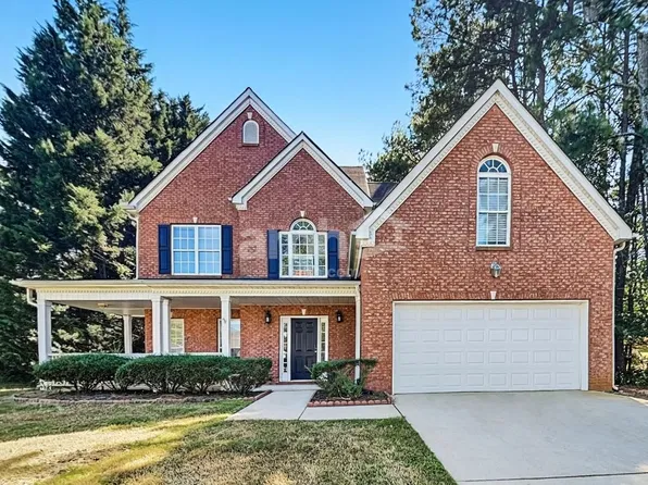 1121 E Shoreview Rd, McDonough, GA 30253