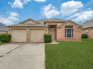 304 Branch Bnd, Euless, TX 76039