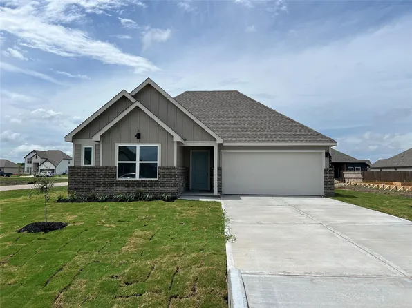 449 Combine Rd, Snook, TX 77878