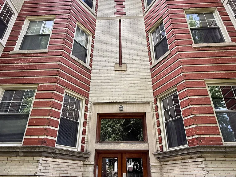 311 Wisconsin Ave #2 — Photo 16