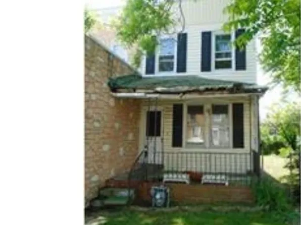 929 W 7th St, Chester, PA 19013