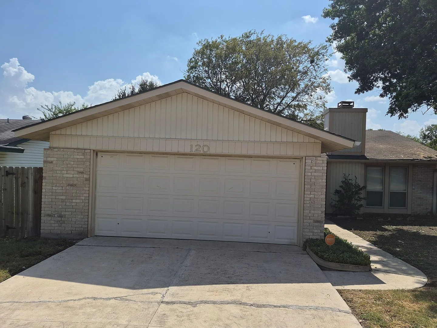 120 Friendswood Path, Universal City, TX. 78148 — Photo 1