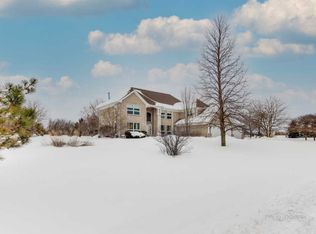 101 Governors Way, Hawthorn Woods, IL