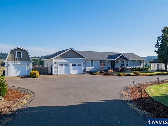 2nd image of 2020 SW Fairview Ave