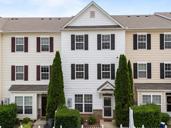 1120 Renewal Pl Unit 111, Raleigh, NC 27603