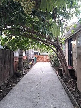 1074 56th St — Photo 30