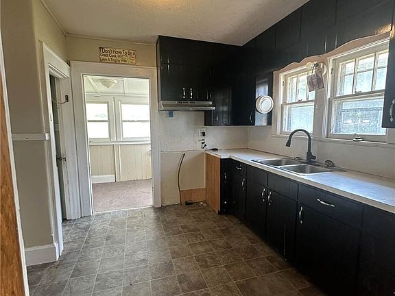 5th image of 1007 N Main Street