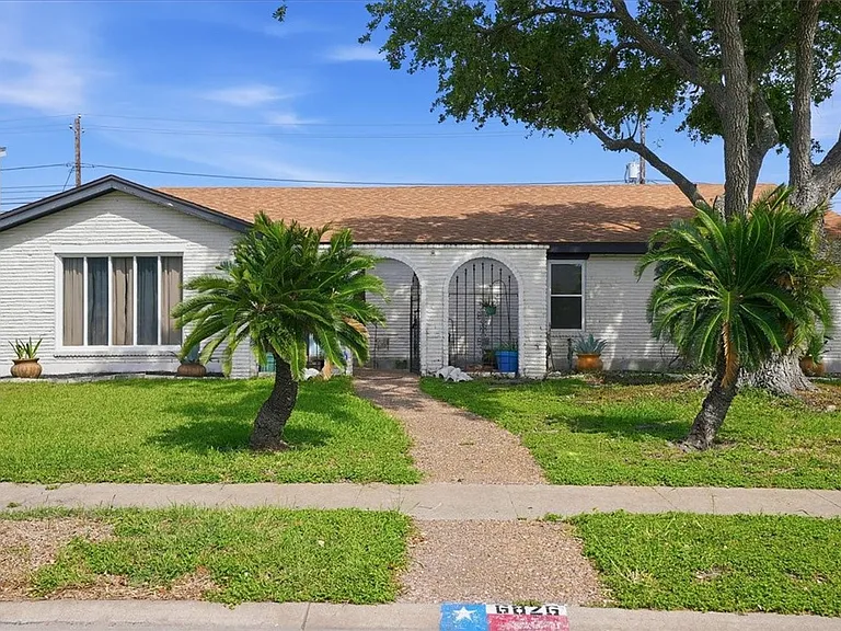 6826 Sahara Dr — Photo 1