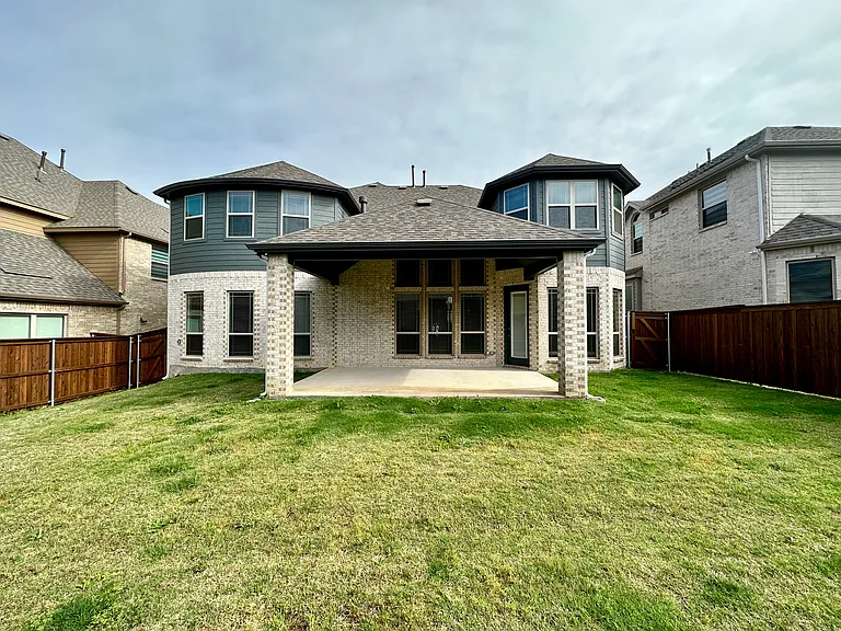 2821 Adon Springs Ln — Photo 38